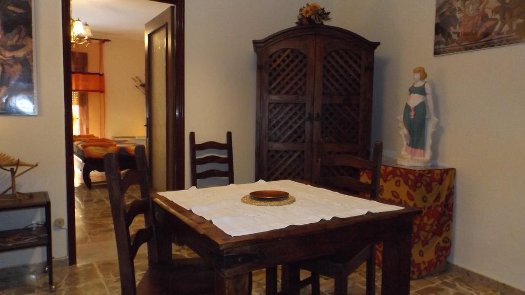 Bed And Breakfast Baobab 피아차암머리나 외부 사진
